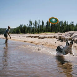 Ruffwear Hydro Plane Floating Throw Toy -KONG Verkoopwinkel ruffwear hydro plane floating throw toy 200813 2000 none